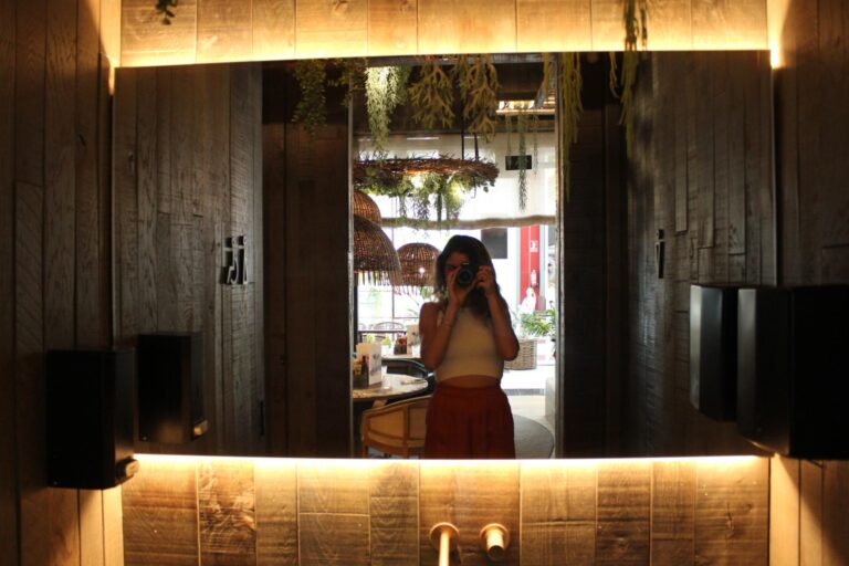 Instalación Profesional para Local Enjoy IT en Granada