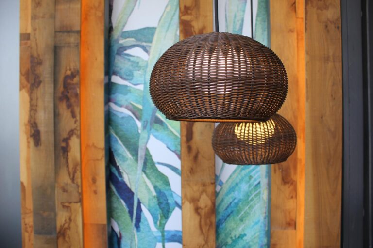 Instalación Profesional para Local Enjoy IT en Granada