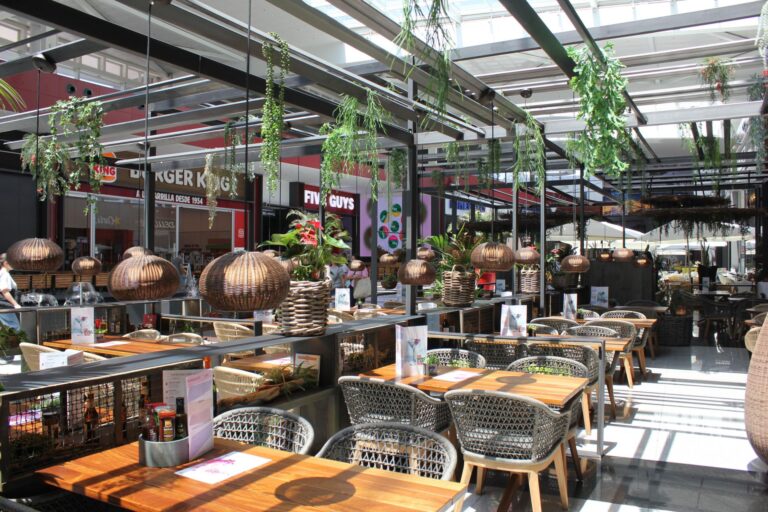 Instalación Profesional para Local Enjoy IT en Granada